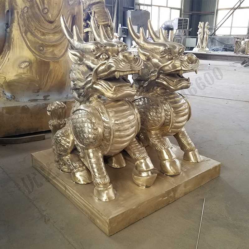 銅麒麟擺件，風(fēng)水麒麟擺件，傳統(tǒng)麒麟雕塑